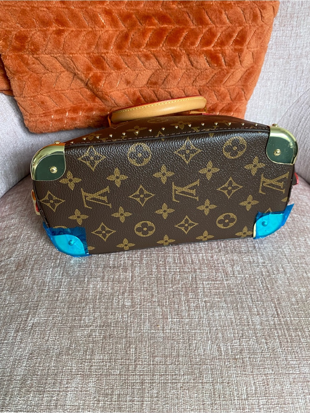 SHOULDER BAG - Picture 9 of 11